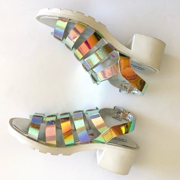 Steve Madden Girls J Puzzle Iridescent Caged Sandals - Picture 9 of 15
